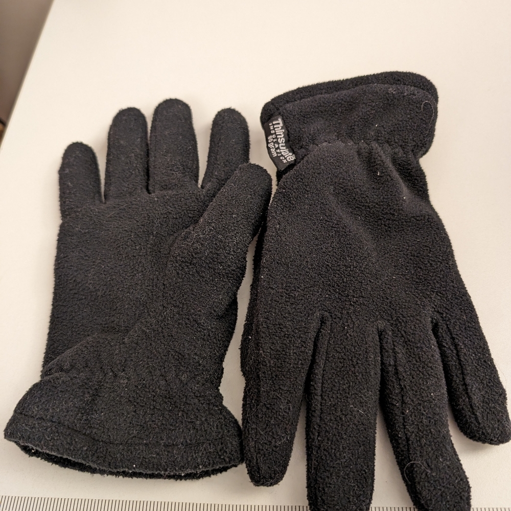 Black fleece Thinsulate fleece gloves Size M